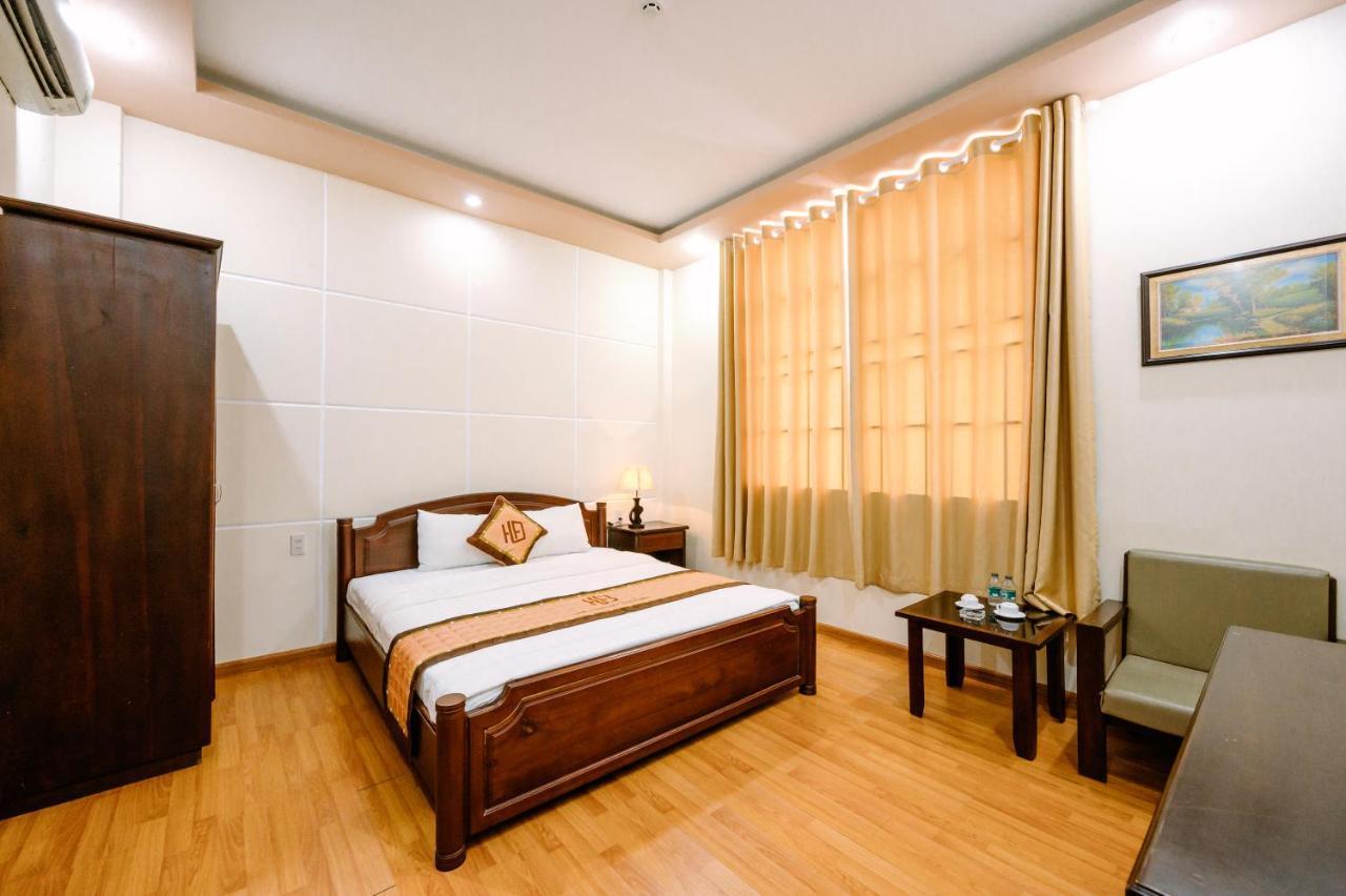 Hoang Duc Hotel Chau Doc Exterior foto